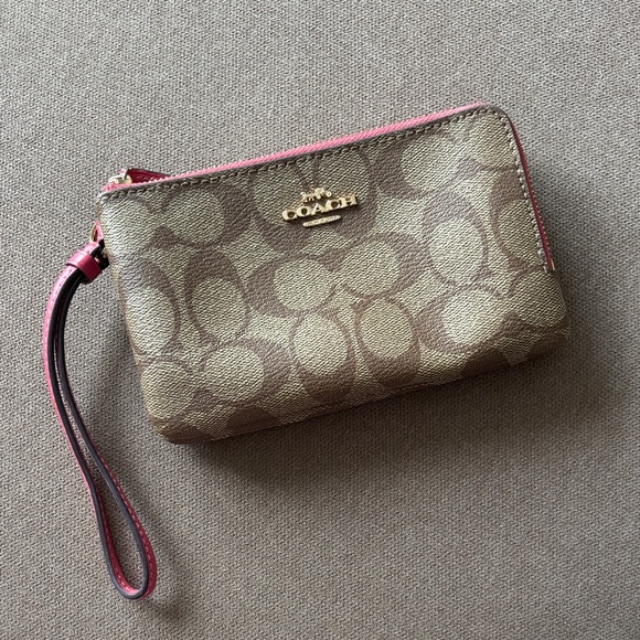 Coach Handbags - Coach Double Zip Wallet